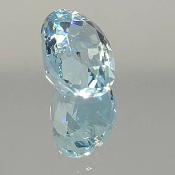 Gorgeous 4 Carat Aquamarine!! - Picture 8 of 13
